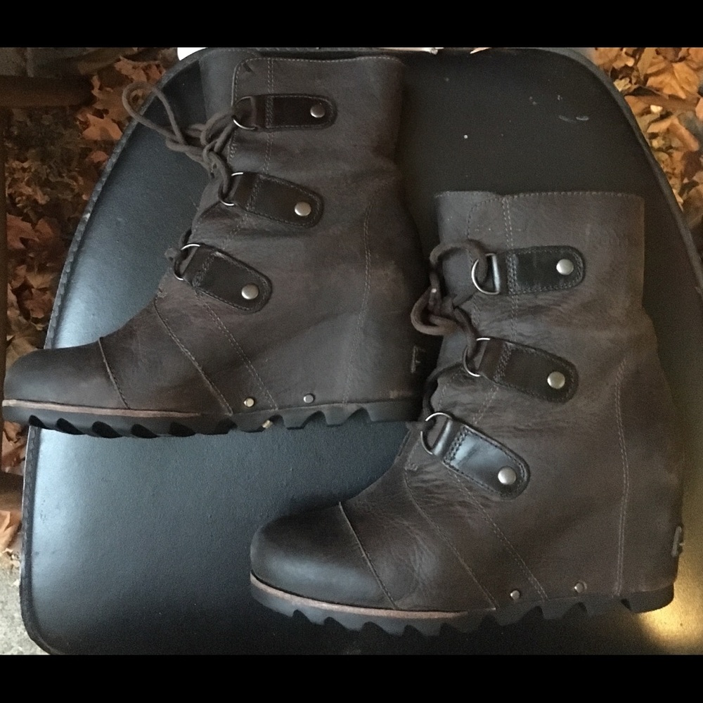 Sorel Joan of Arctic